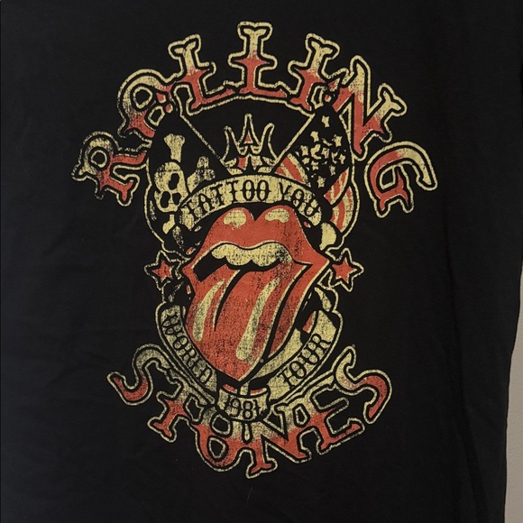 🎸 **Treasure & Bond Rolling Stones Graphic Tee | Size S** 🎸 - Picture 4 of 7